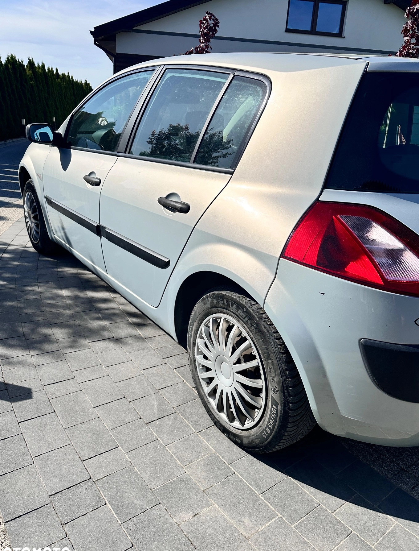 Renault Megane cena 8000 przebieg: 261806, rok produkcji 2003 z Radom małe 121